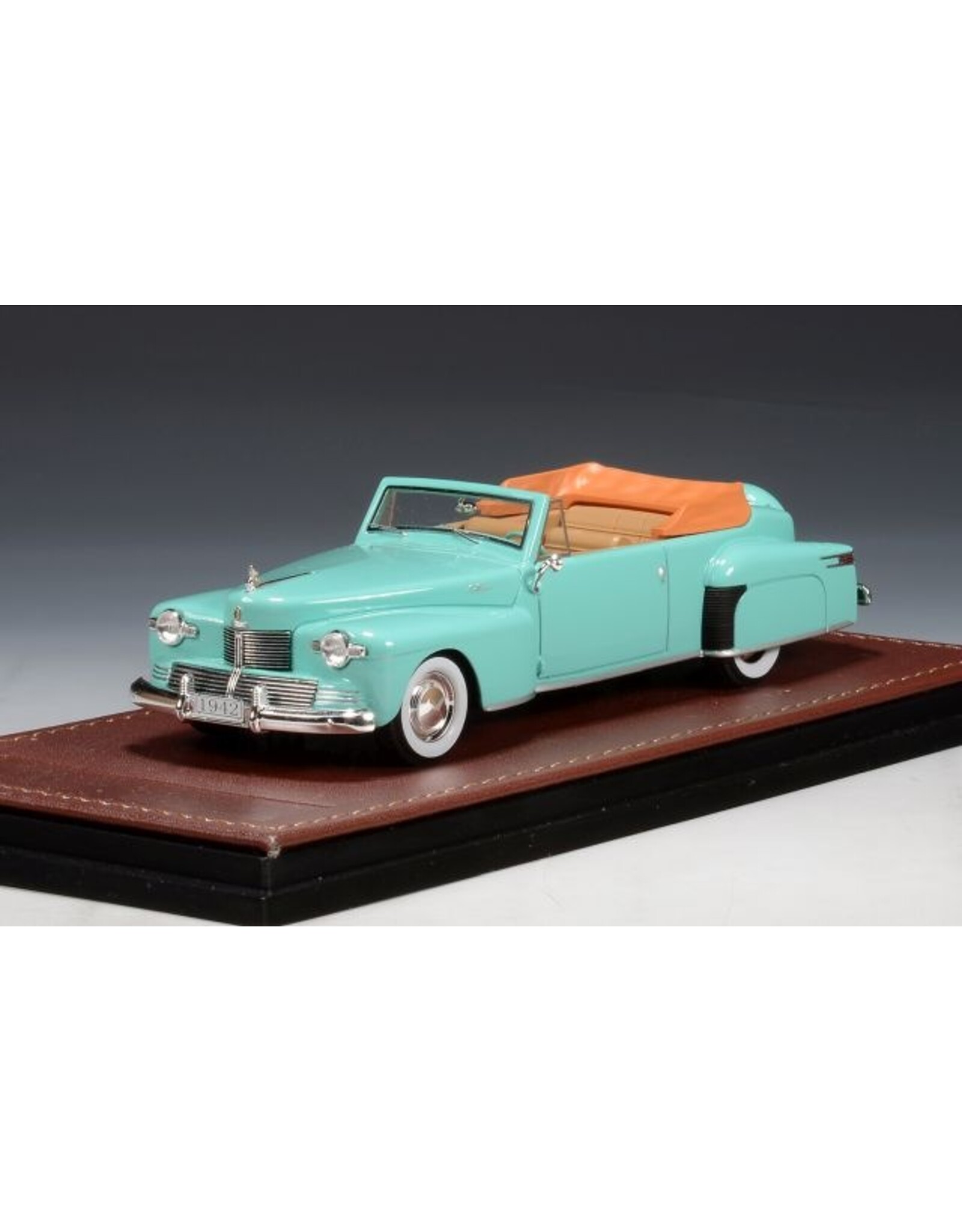Lincoln Lincoln Continental cabriolet(1942)open roof(Suwanee green)