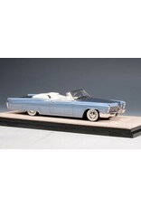 Cadillac(General Motors) Cadillac de Ville convertible(1967)open roof(Marina blue metallic)