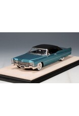 Cadillac(General Motors) Cadillac de Ville convertible(1967)closed roof(Capri aqua metallic)