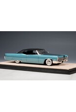 Cadillac(General Motors) Cadillac de Ville convertible(1967)closed roof(Capri aqua metallic)