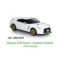 Nissan Nissan GTR R35(Pearl white w.customs wheels)2024