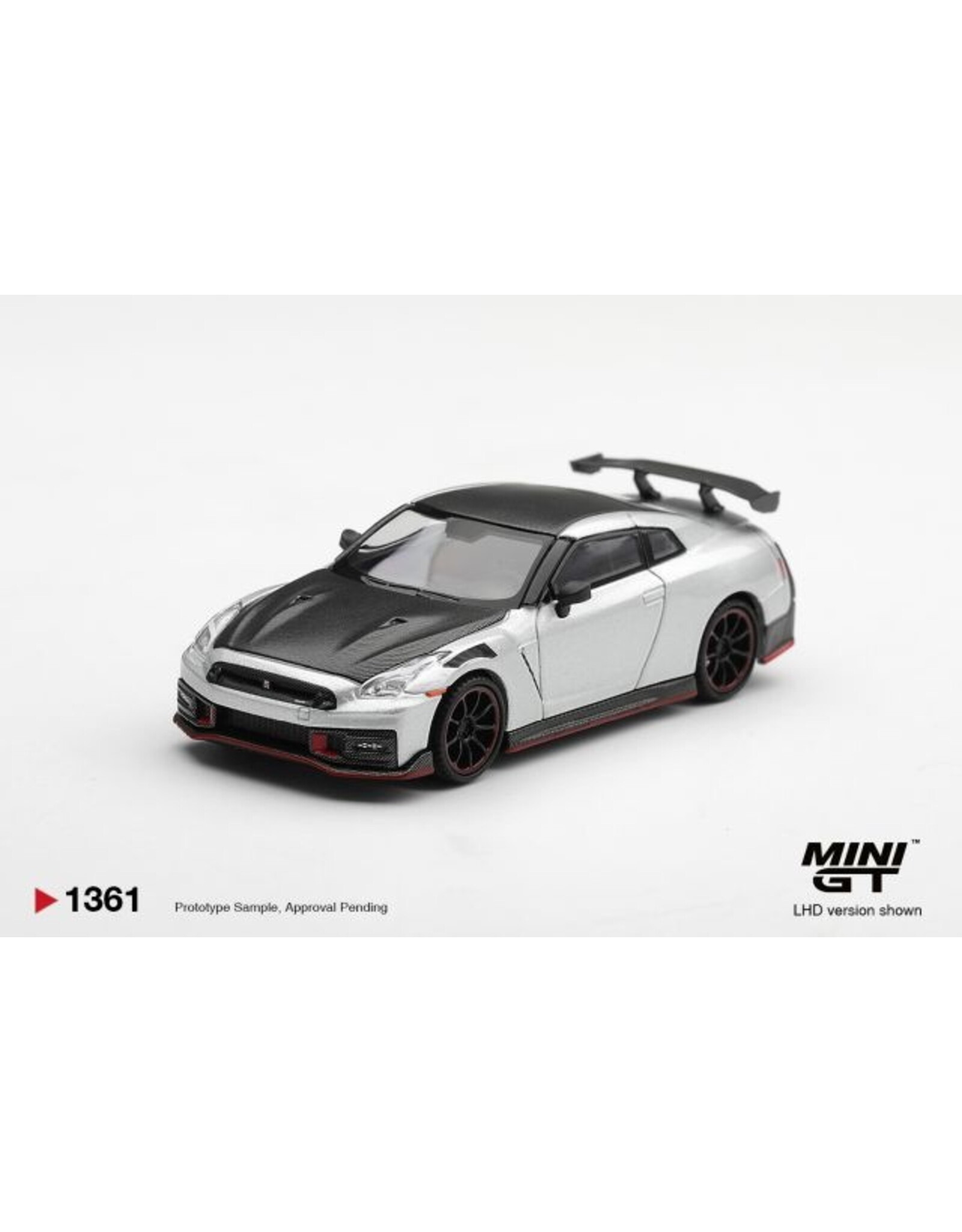 Nissan by Nismo Nissan GT-R R35 Nismo(2024)silver metallic