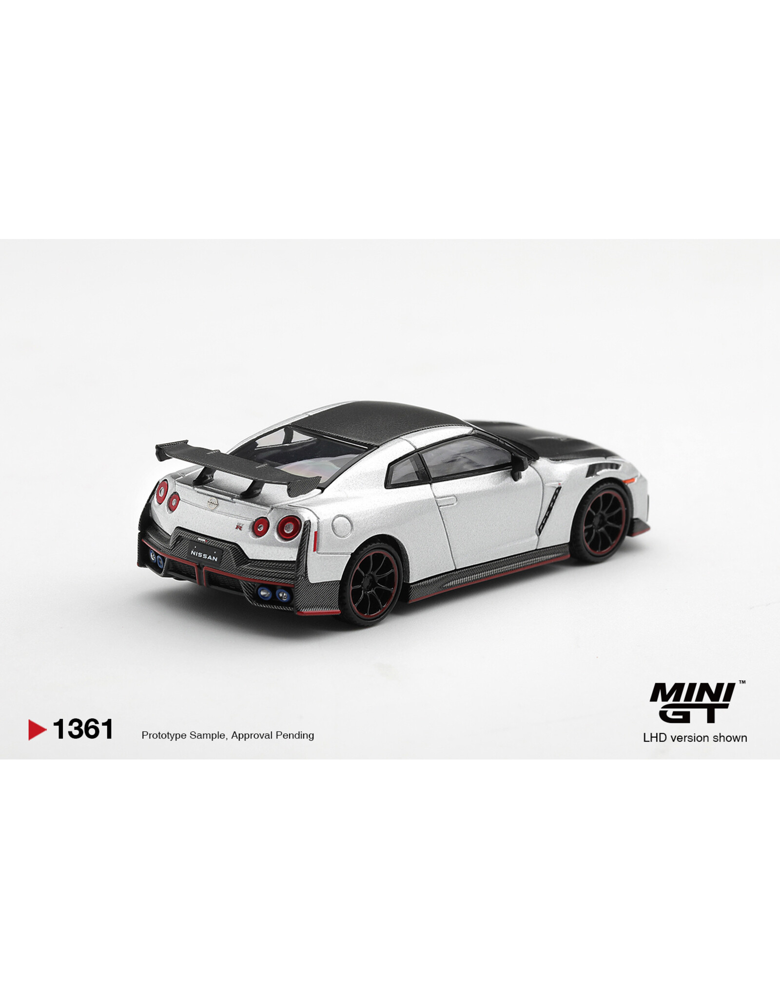 Nissan by Nismo Nissan GT-R R35 Nismo(2024)silver metallic