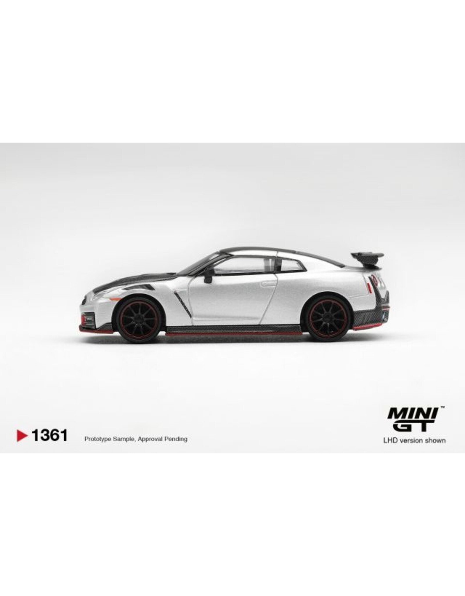 Nissan by Nismo Nissan GT-R R35 Nismo(2024)silver metallic