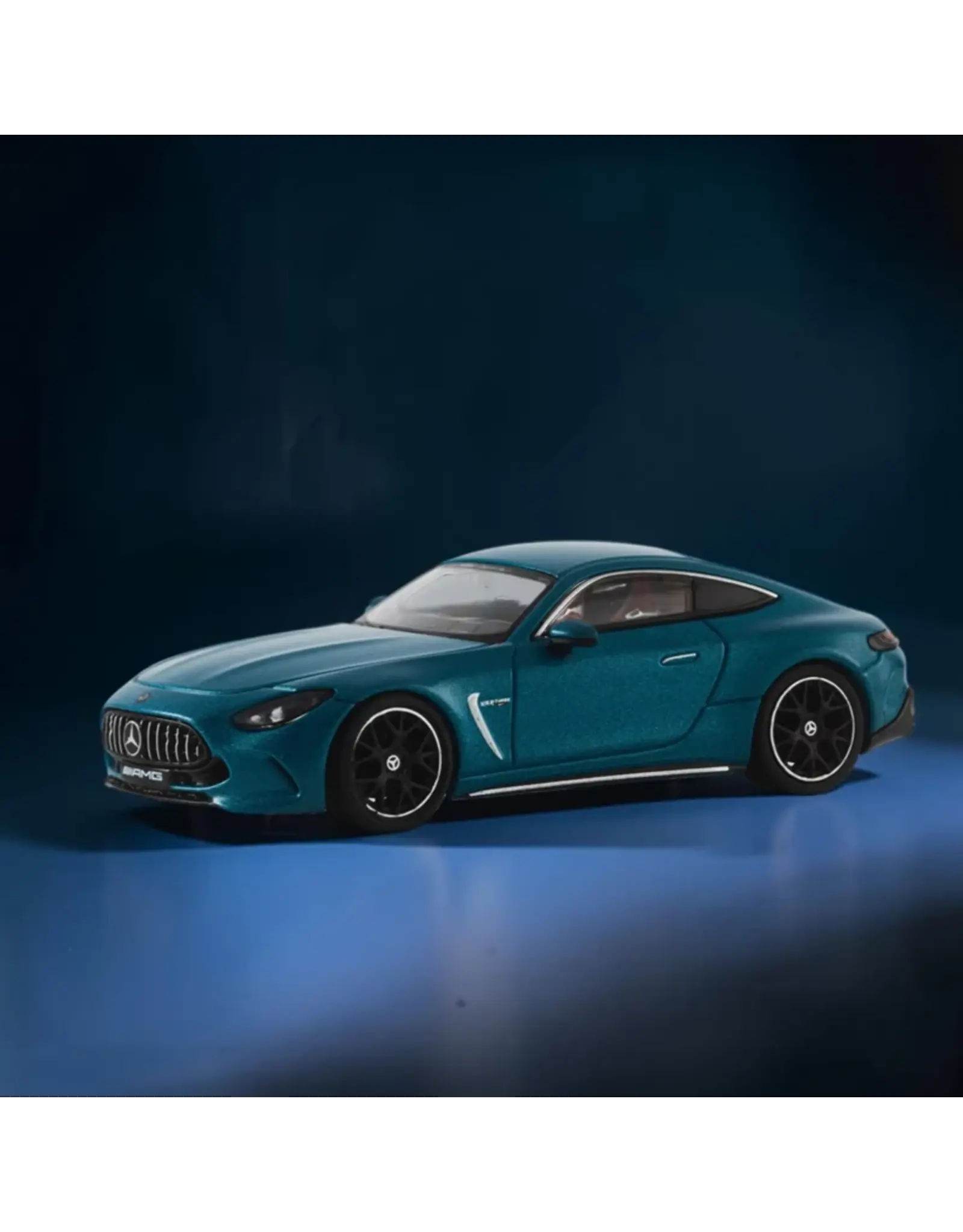 Mercedes-Benz by AMG Mercedes-AMG GT 63(hyper blue magno)