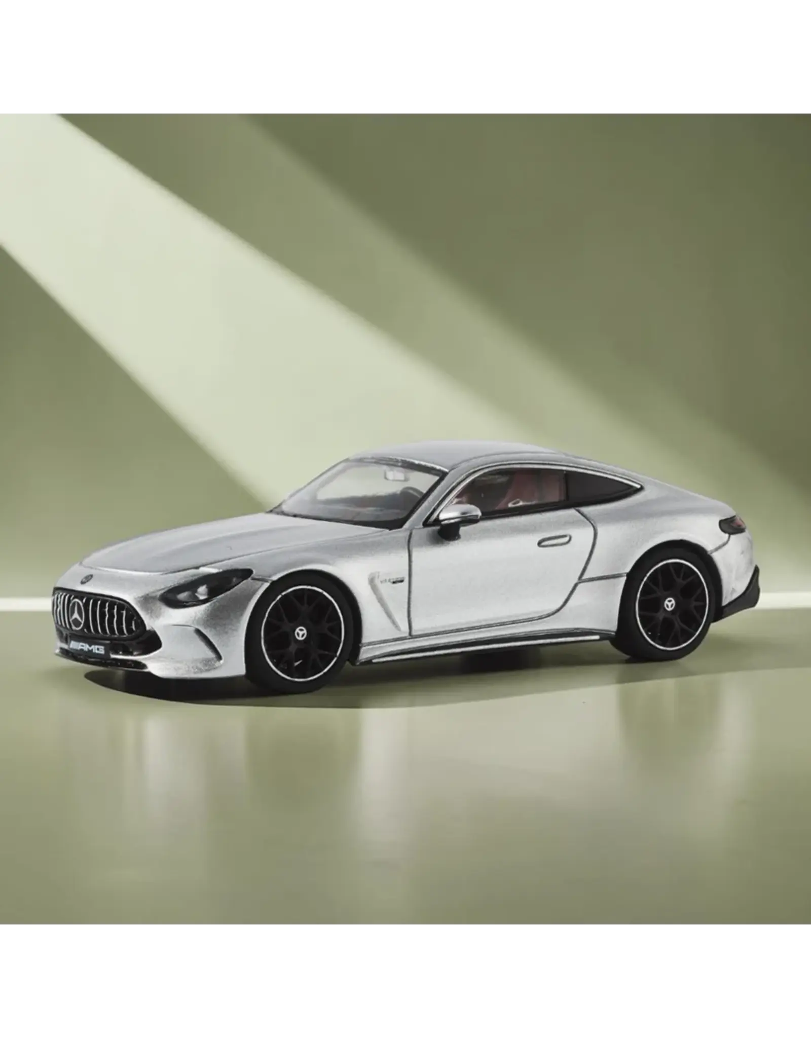 Mercedes-Benz by AMG Mercedes-AMG GT 63(hightech silver metallic)