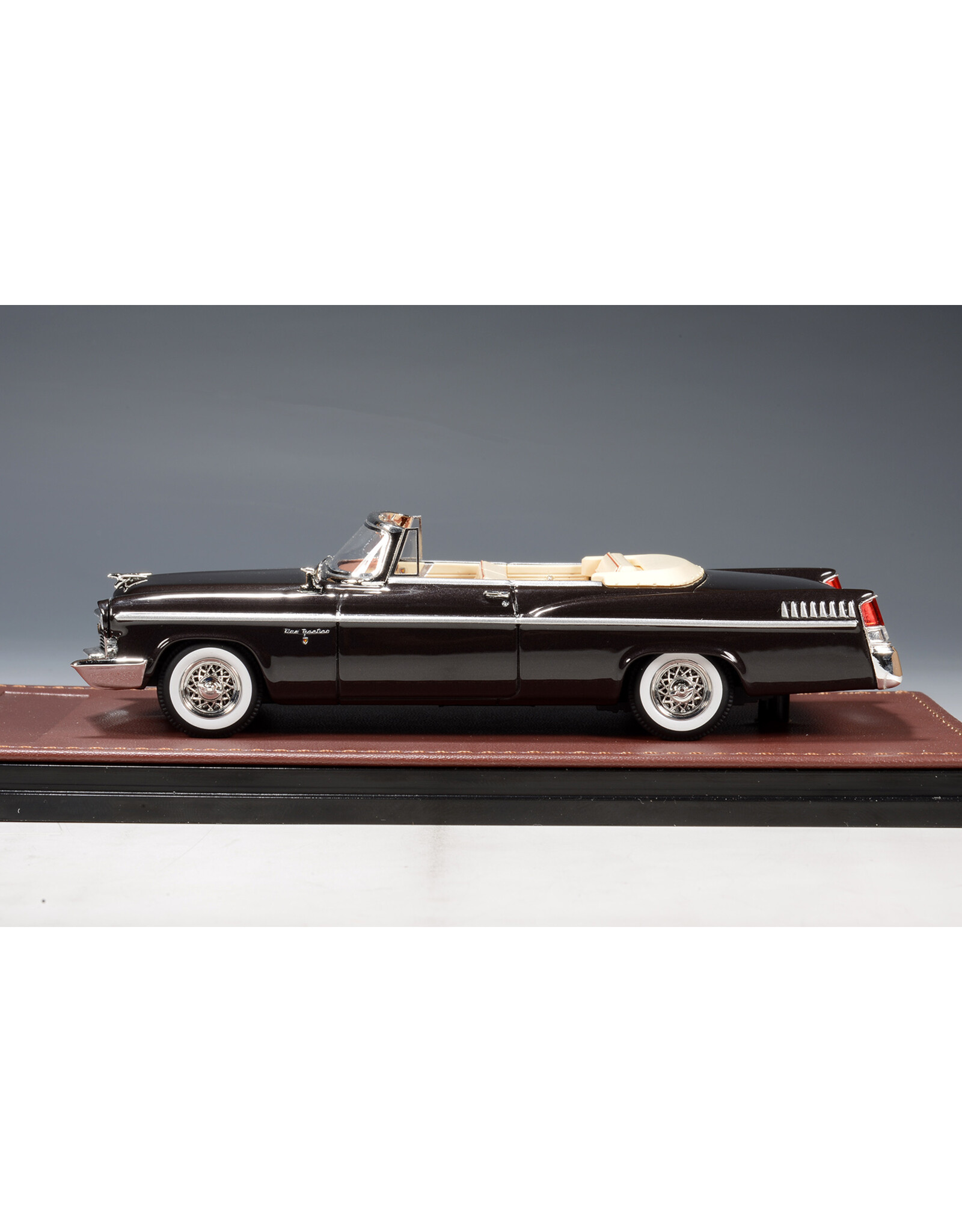 Chrysler Chrysler New Yorker(1956)convertible(Crown Maroon Poly)