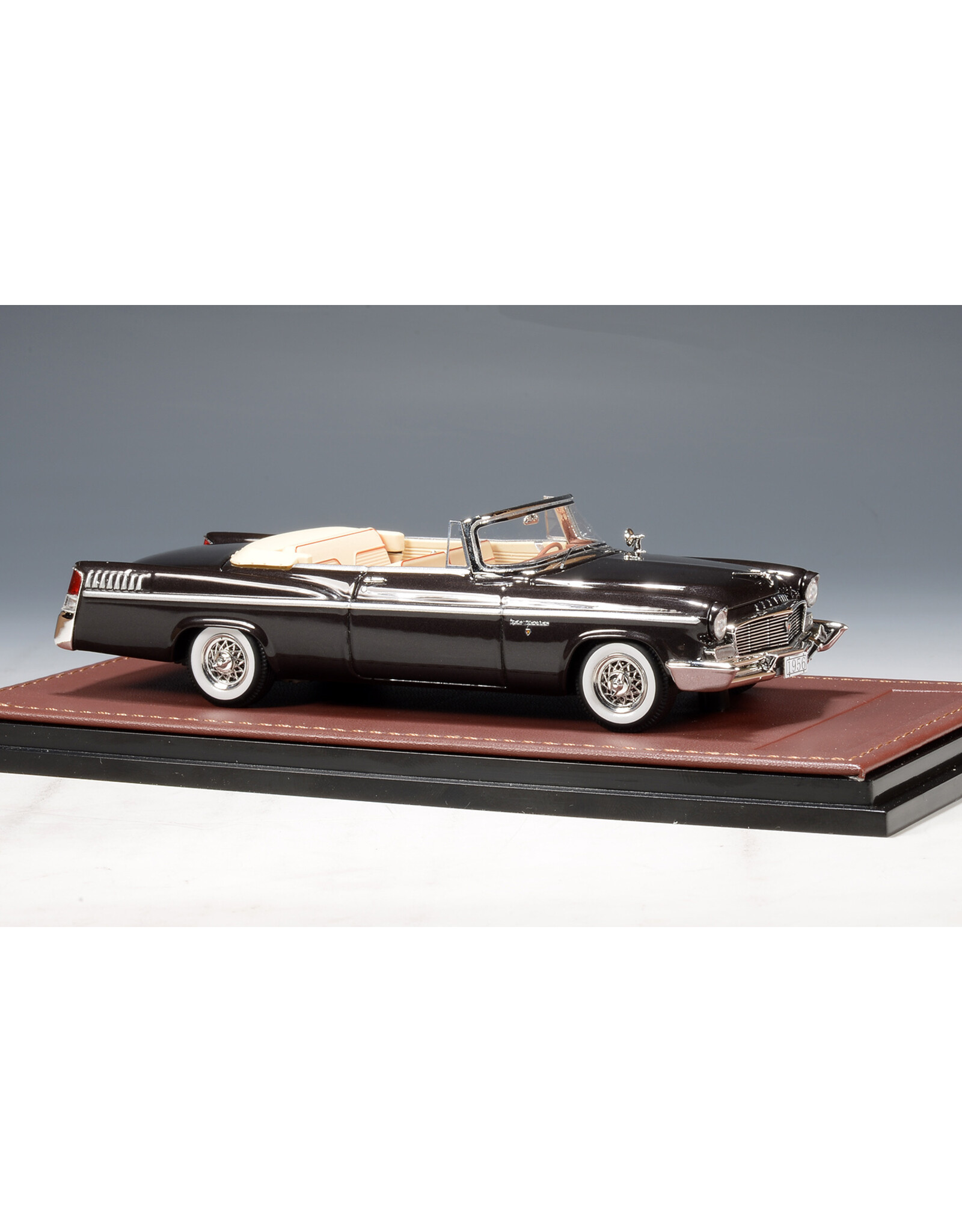 Chrysler Chrysler New Yorker(1956)convertible(Crown Maroon Poly)
