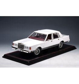Lincoln Lincoln Town car(1989)Signature Series(Arctic white)