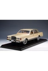 Lincoln Lincoln Town car(1989)Signature Series(Sandstone clearcoat metallic)