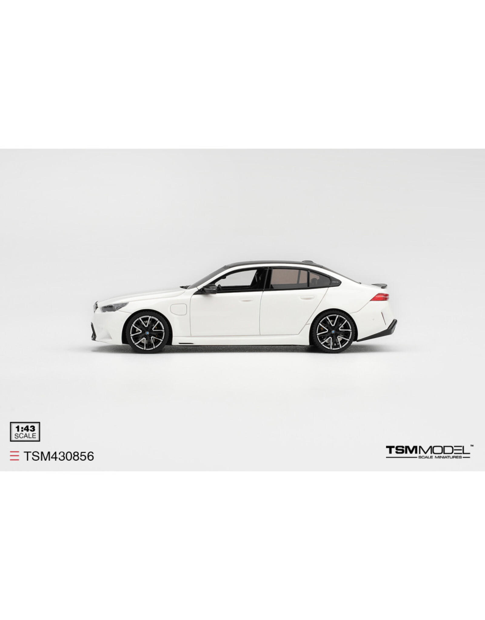 BMW BMW M5(G90)Alpine white(2025)