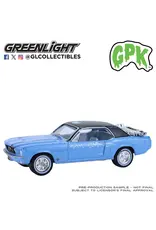 Ford USA Ford Mustang w.trunk ski racks and skis(1967)Skin ian
