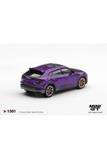 Lamborghini Lamborghini Urus Performance(viola pastifae)2023