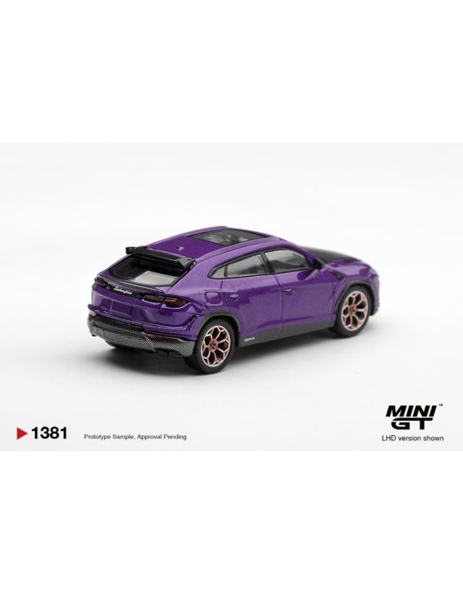 Lamborghini Lamborghini Urus Performance(viola pastifae)2023