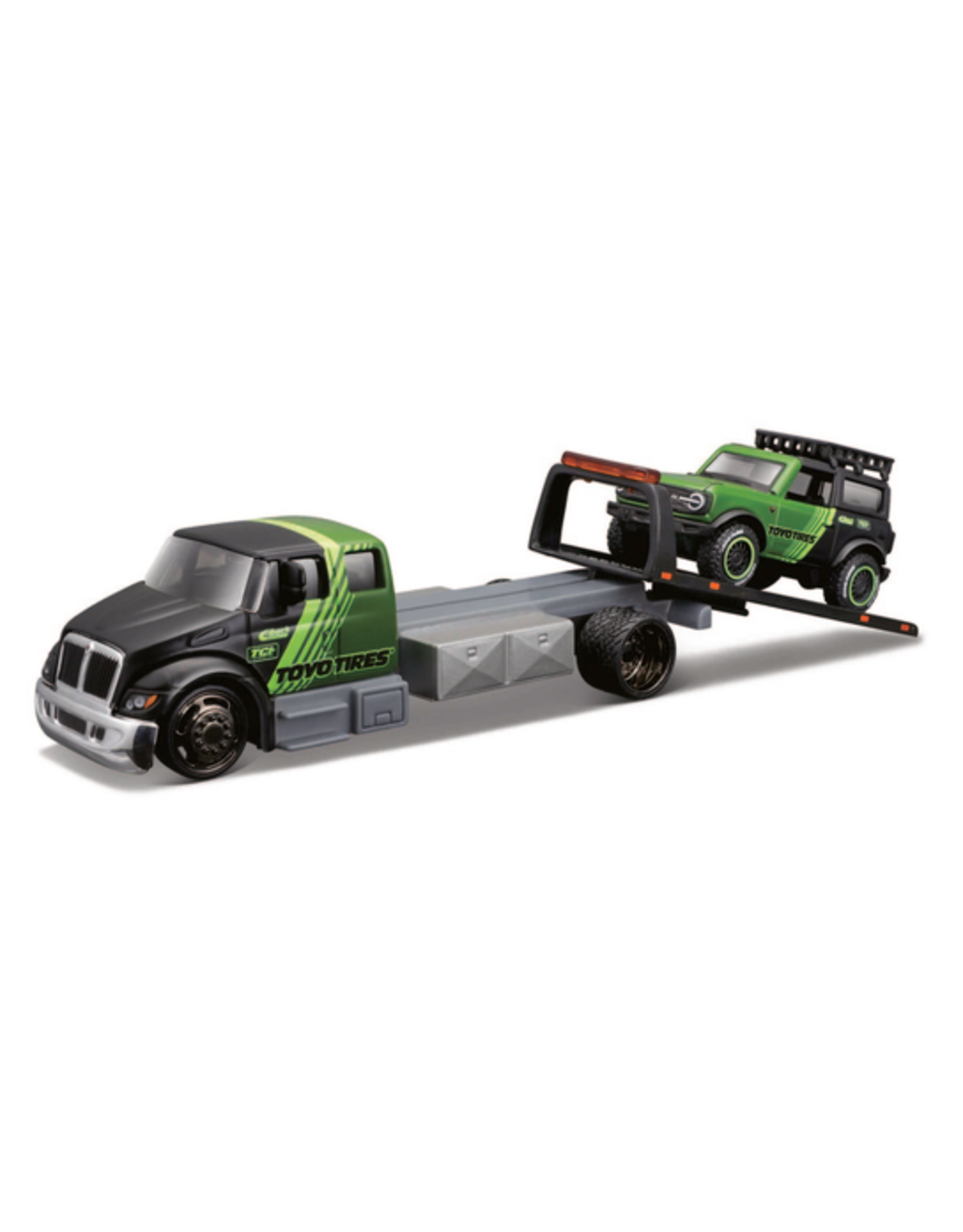 International Harvester International Durastar flatbed/Ford Bronco Wildtrac(2021)