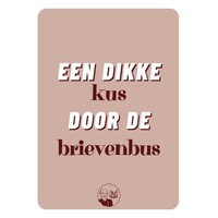 Kaart - Een dikke kus door de brievenbus