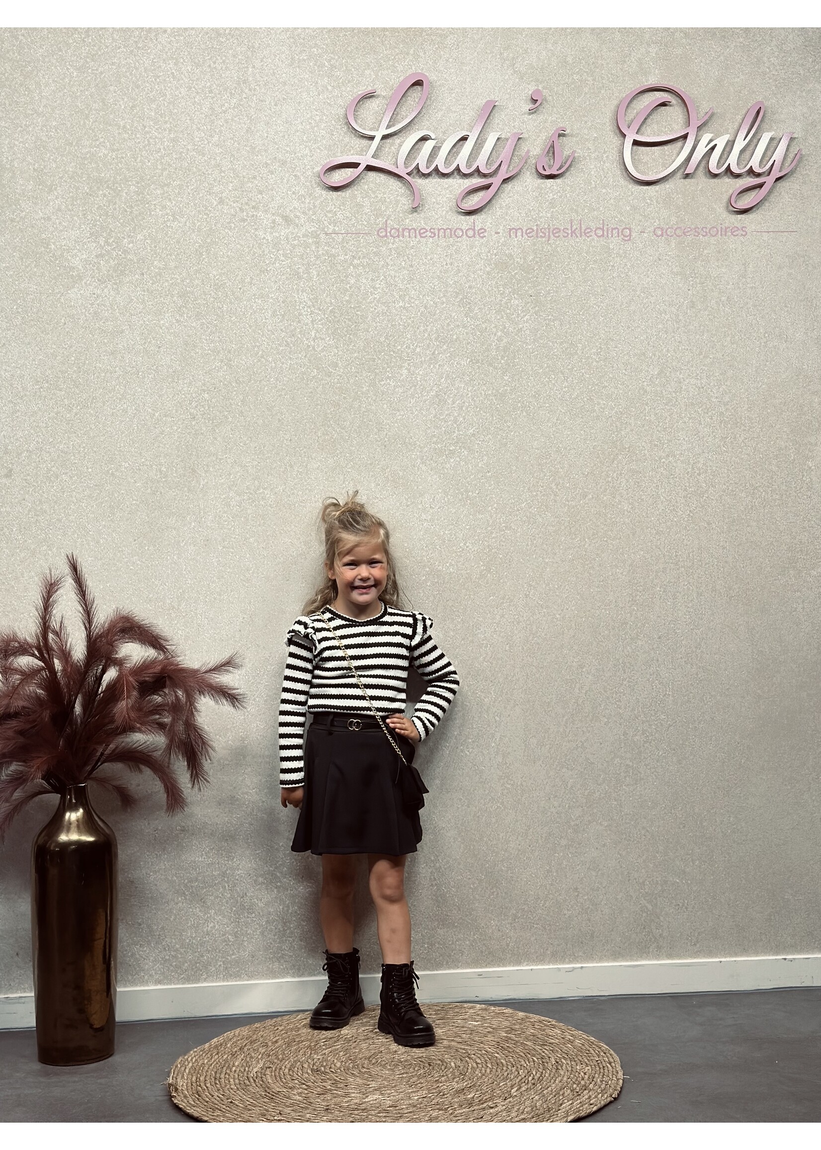 Suus top black/white stripes