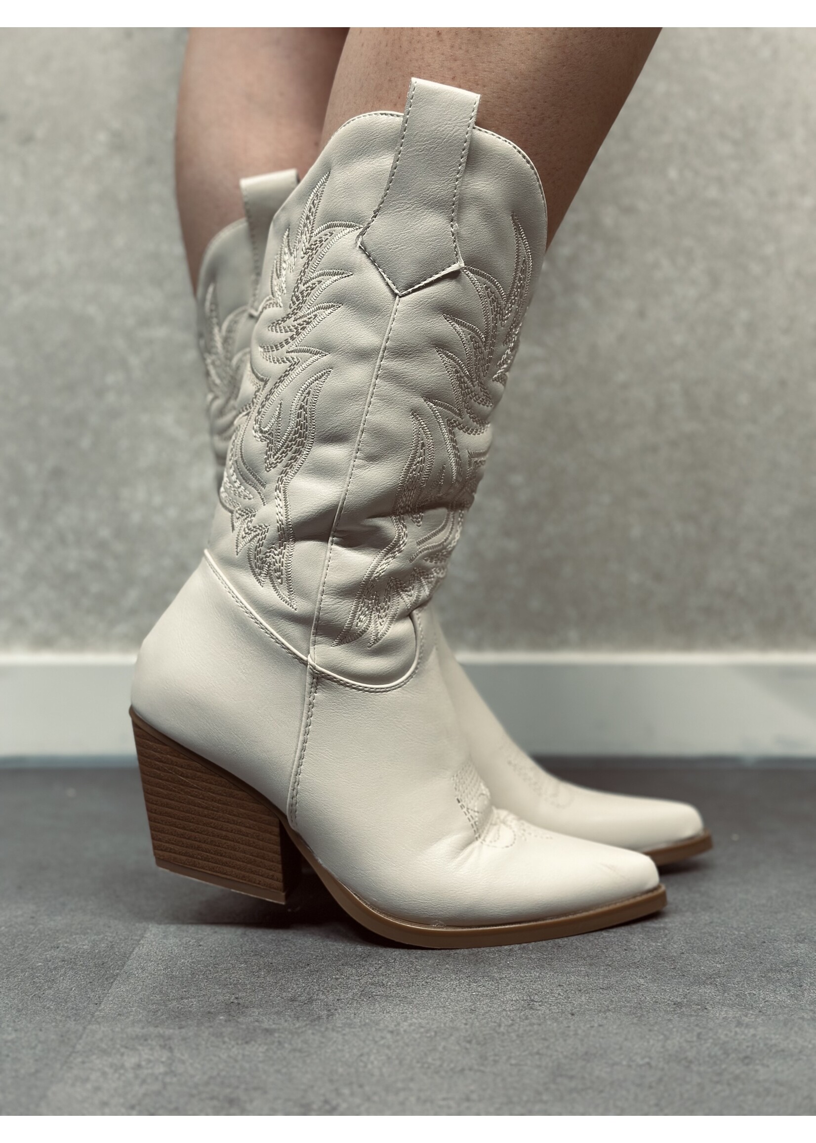 Marlilyn cowboy boots beige