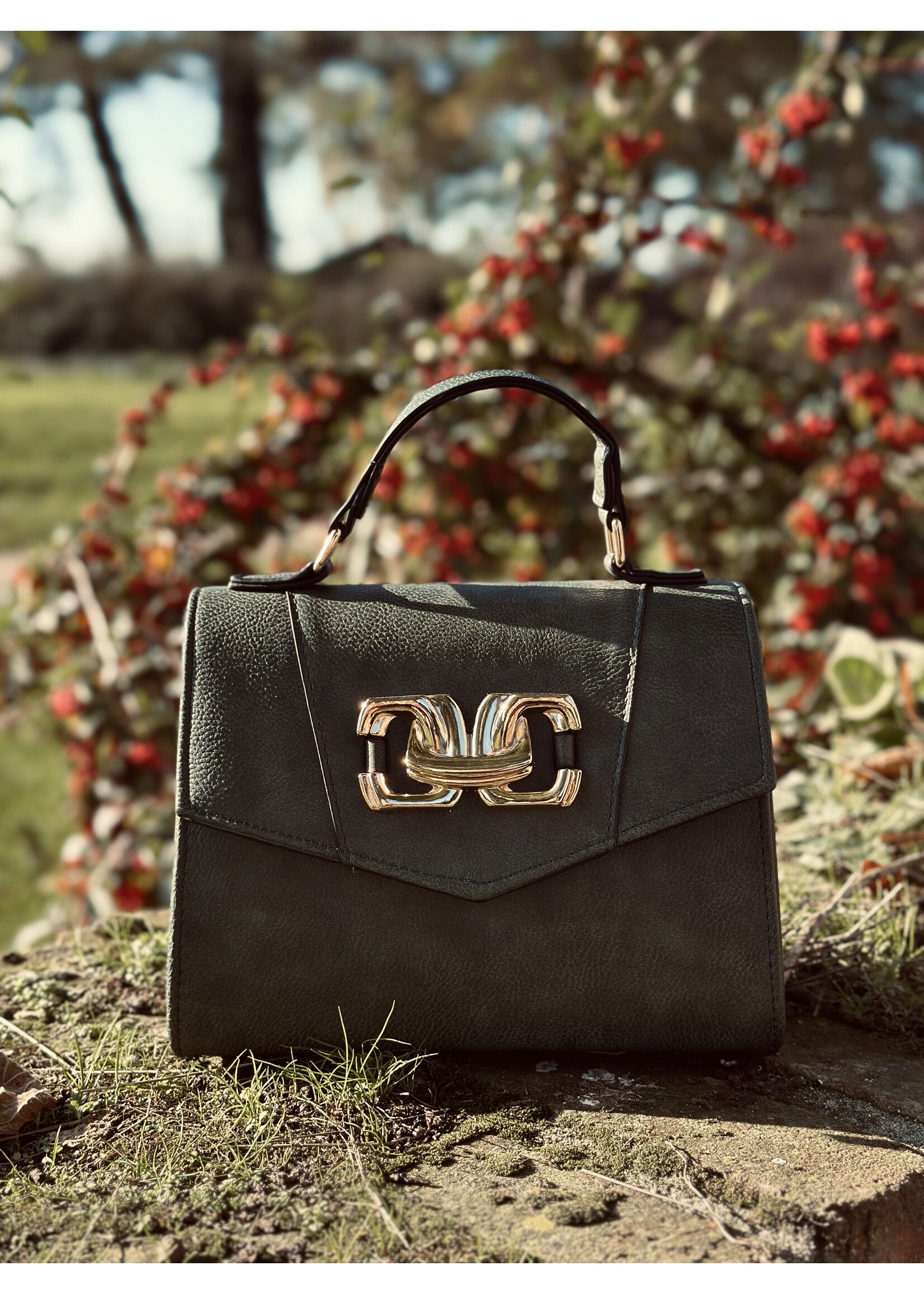 Tamara green bag with thick strap