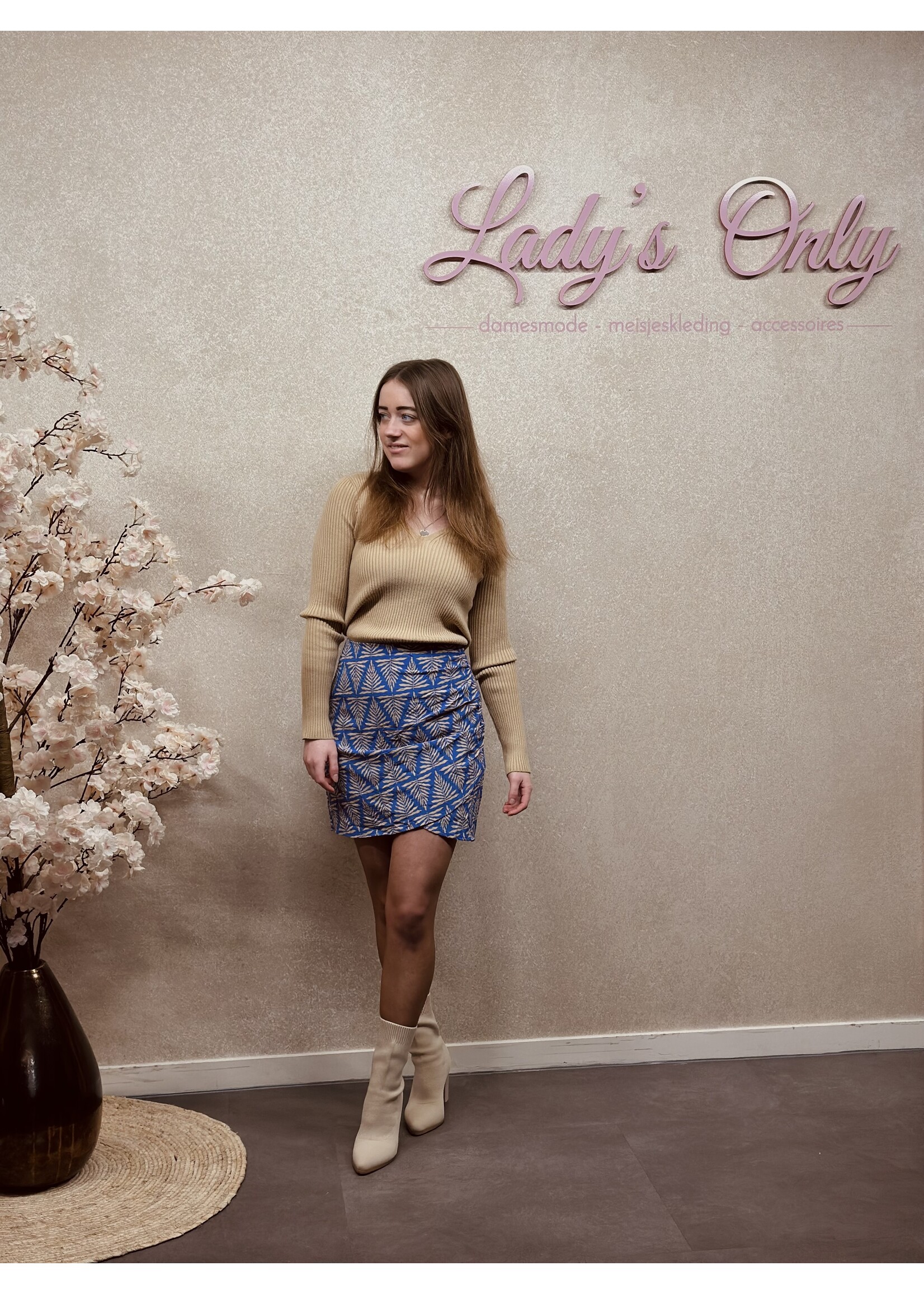 Lofty Manner Lofty Manner Milou skirt blue/beige print