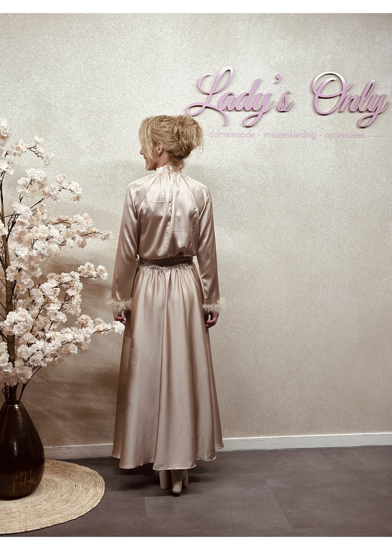Kylene set blouse + skirt bronze