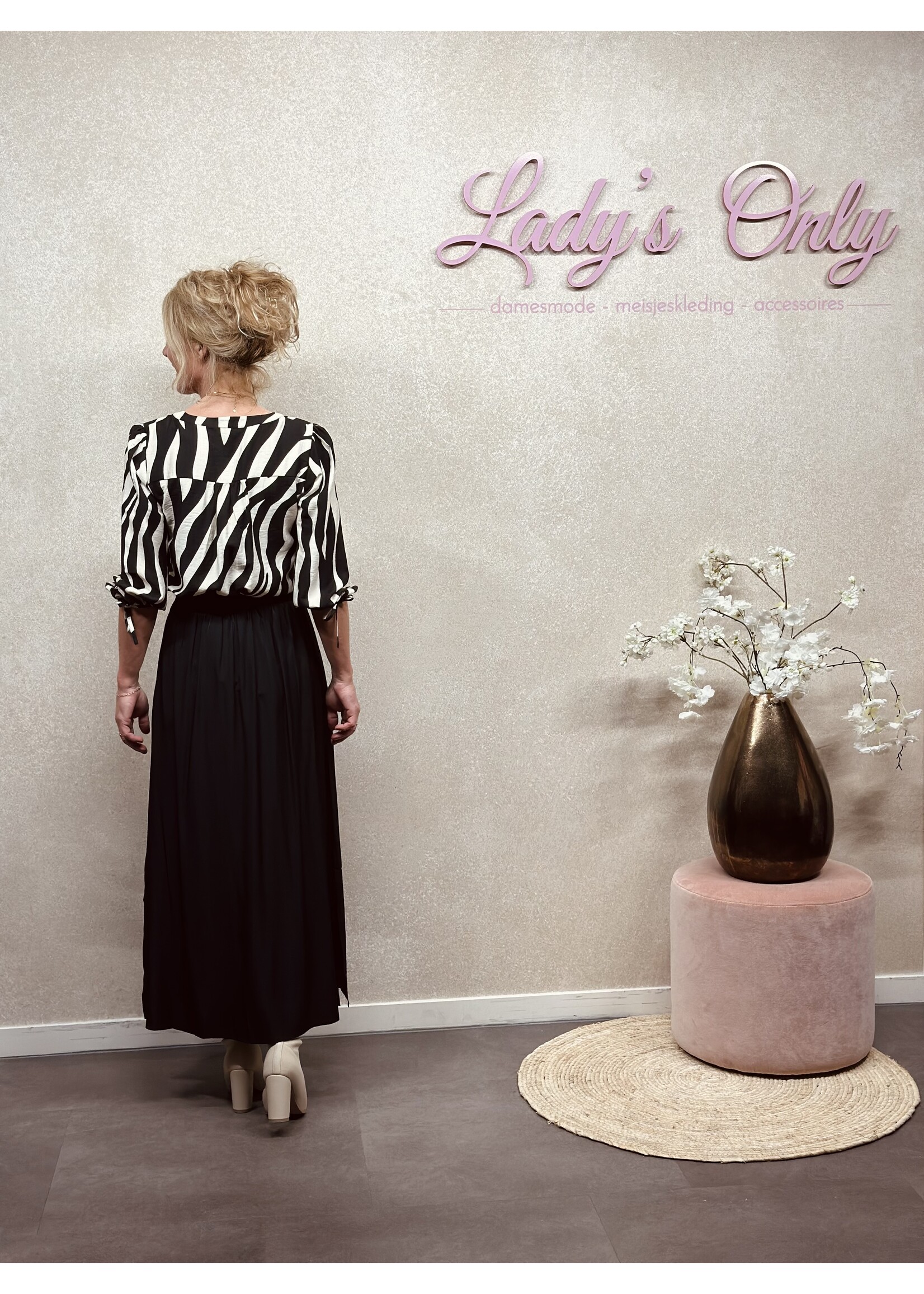Smashed Lemon Smashed Lemon Jenna long skirt black