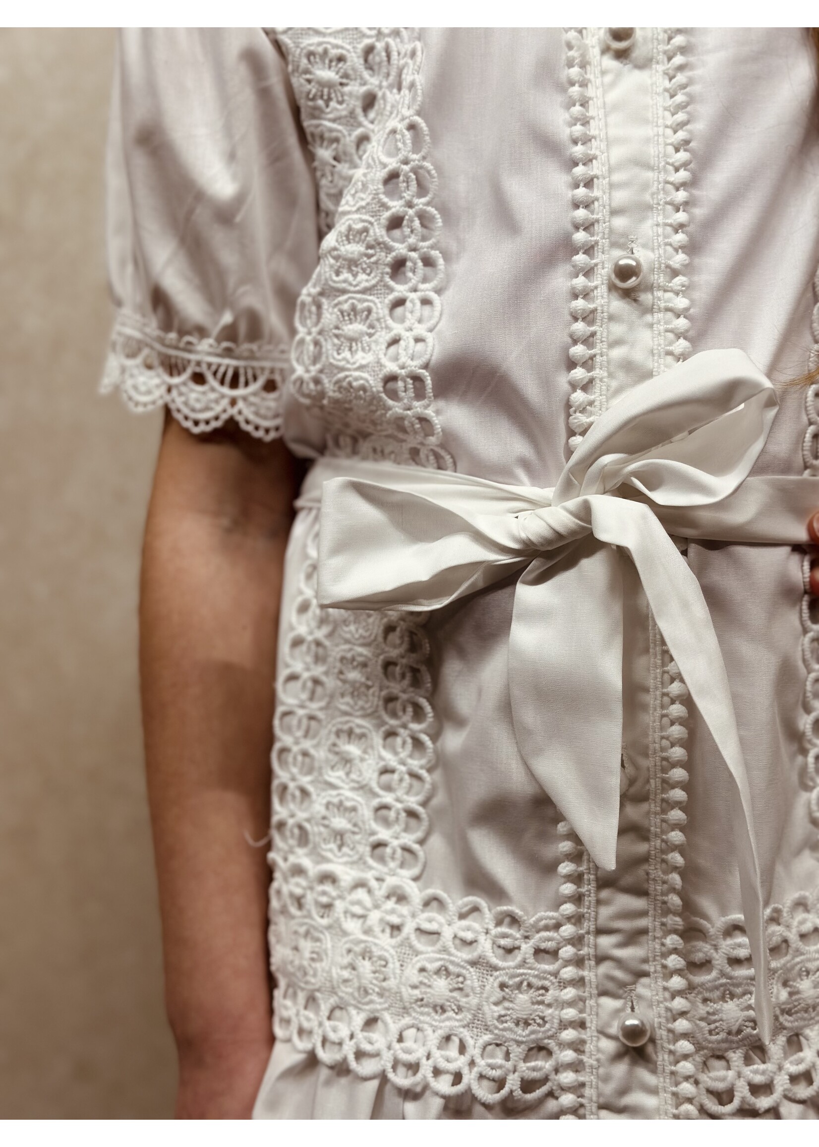 Feline broderie dress offwhite