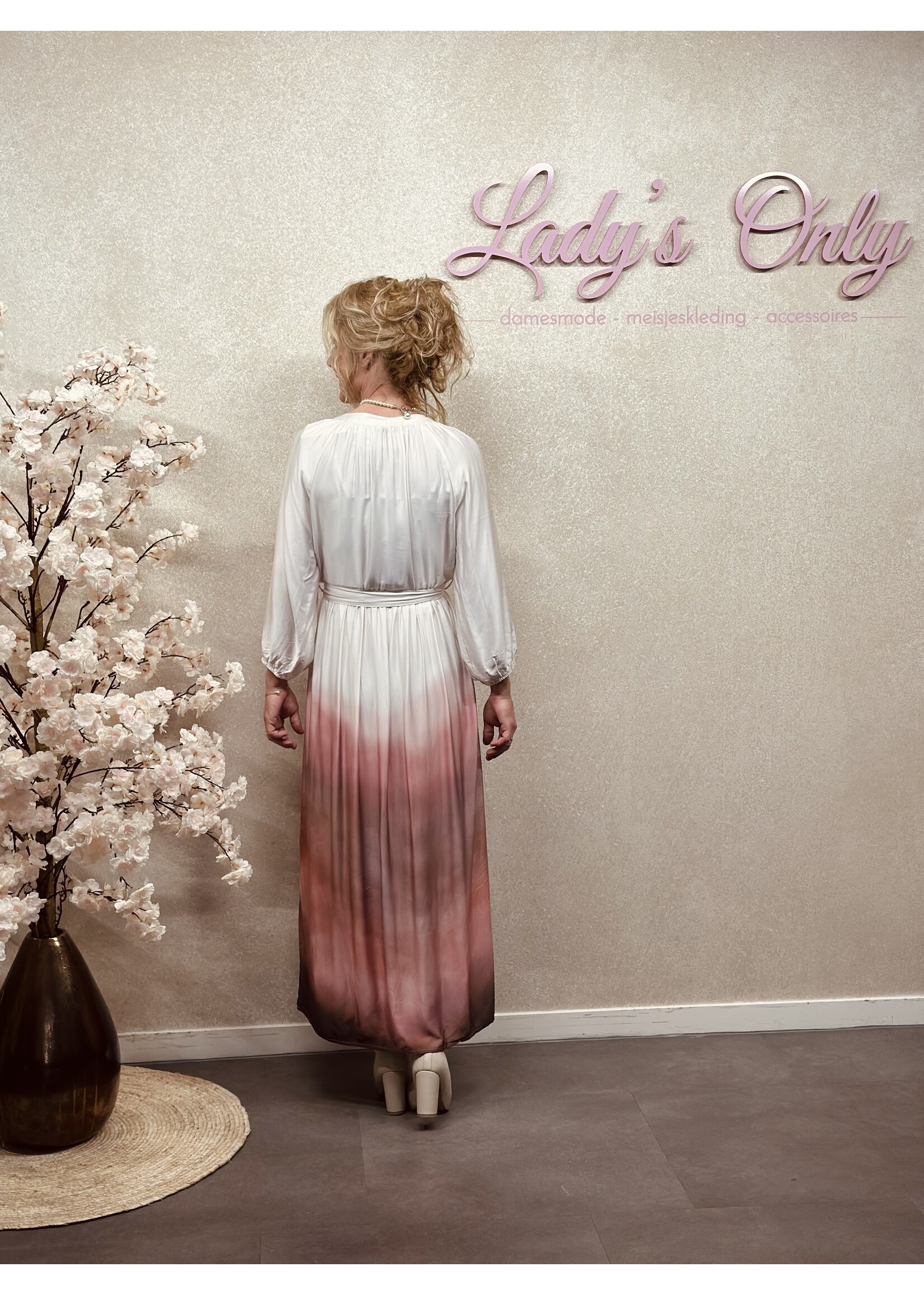 Smashed Lemon Smashed Lemon Corine long dress offwhite/dark pink