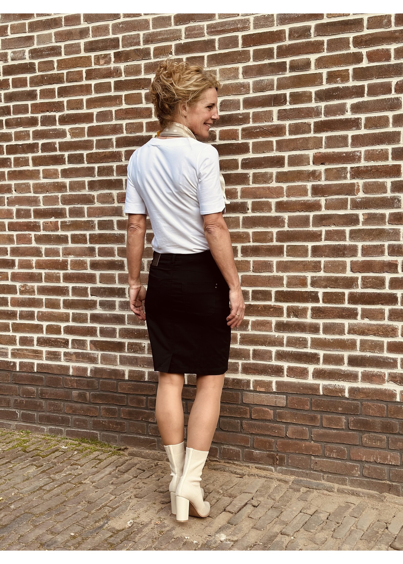Ze-Ze Ze-Ze Lara skirt black