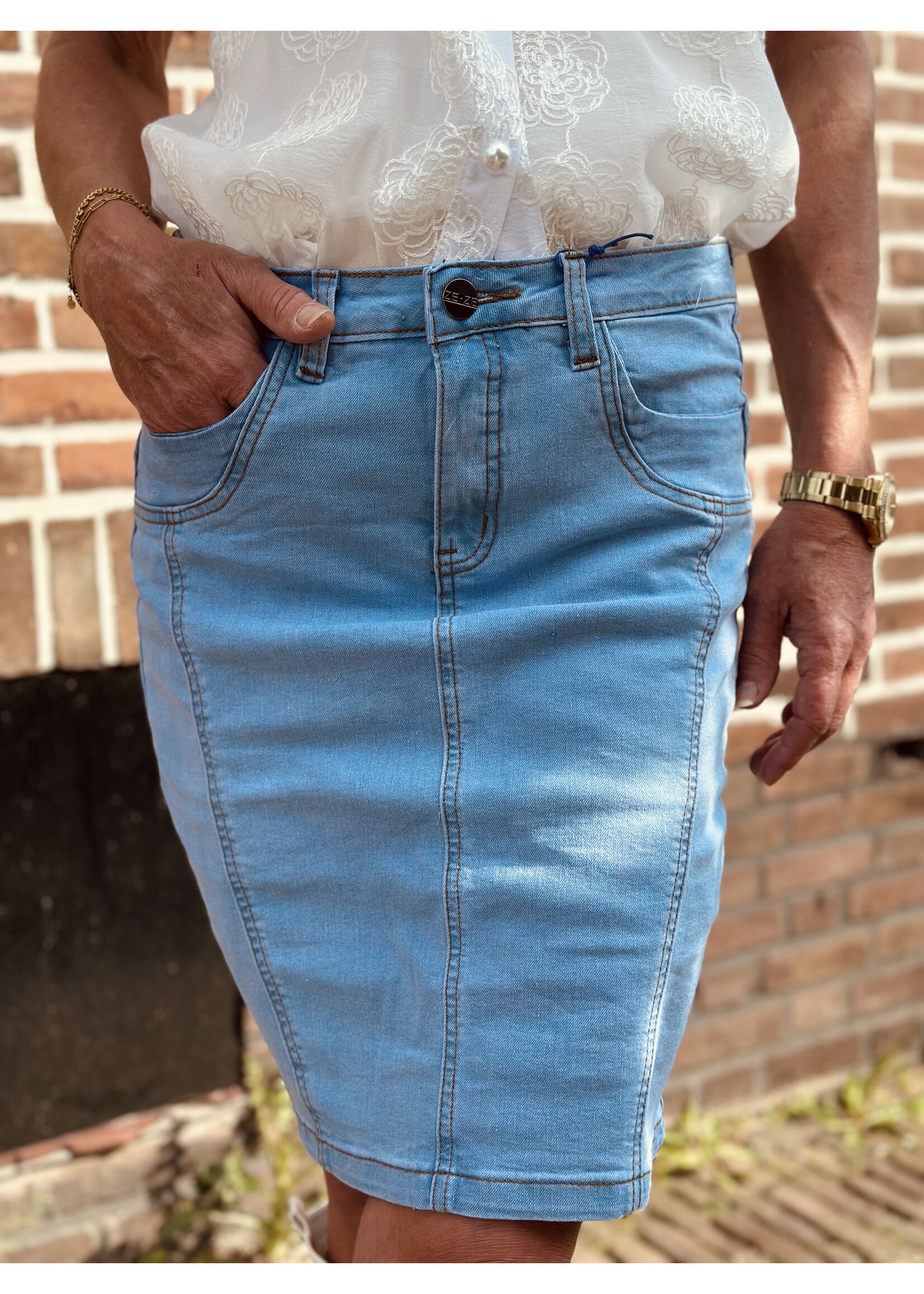 Ze-Ze Ze-Ze Liance skirt denim blue