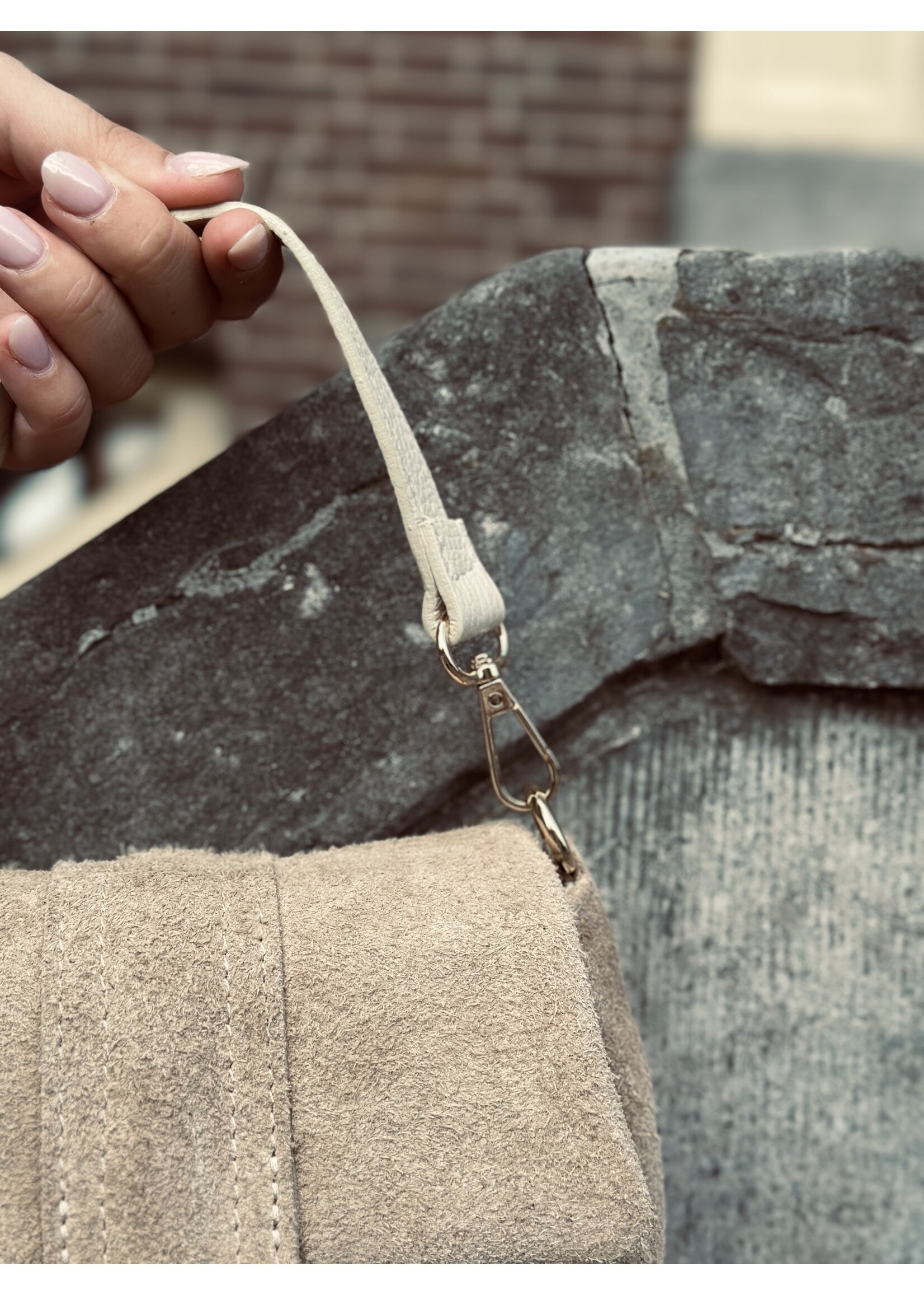 Livana bag suède beige