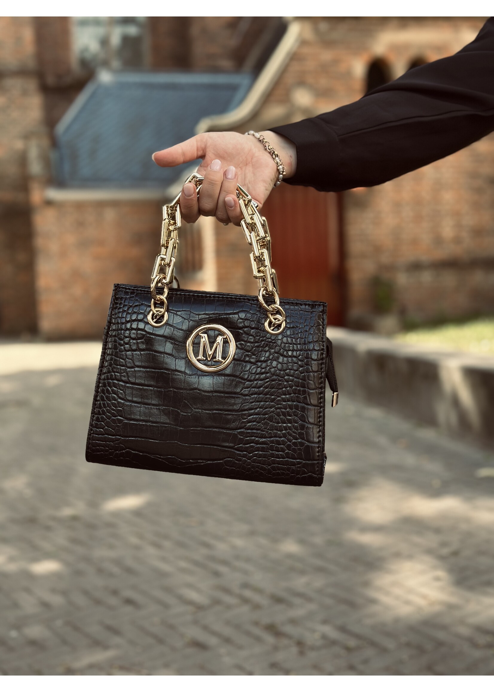 Juna bag leather look black