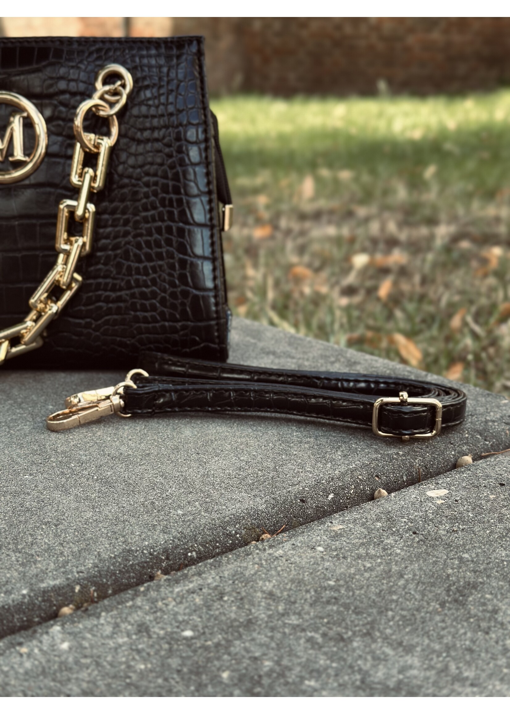 Juna bag leather look black