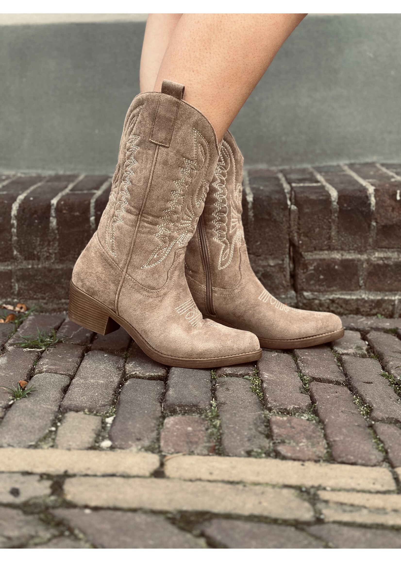 Lina cowboy boots suède camel