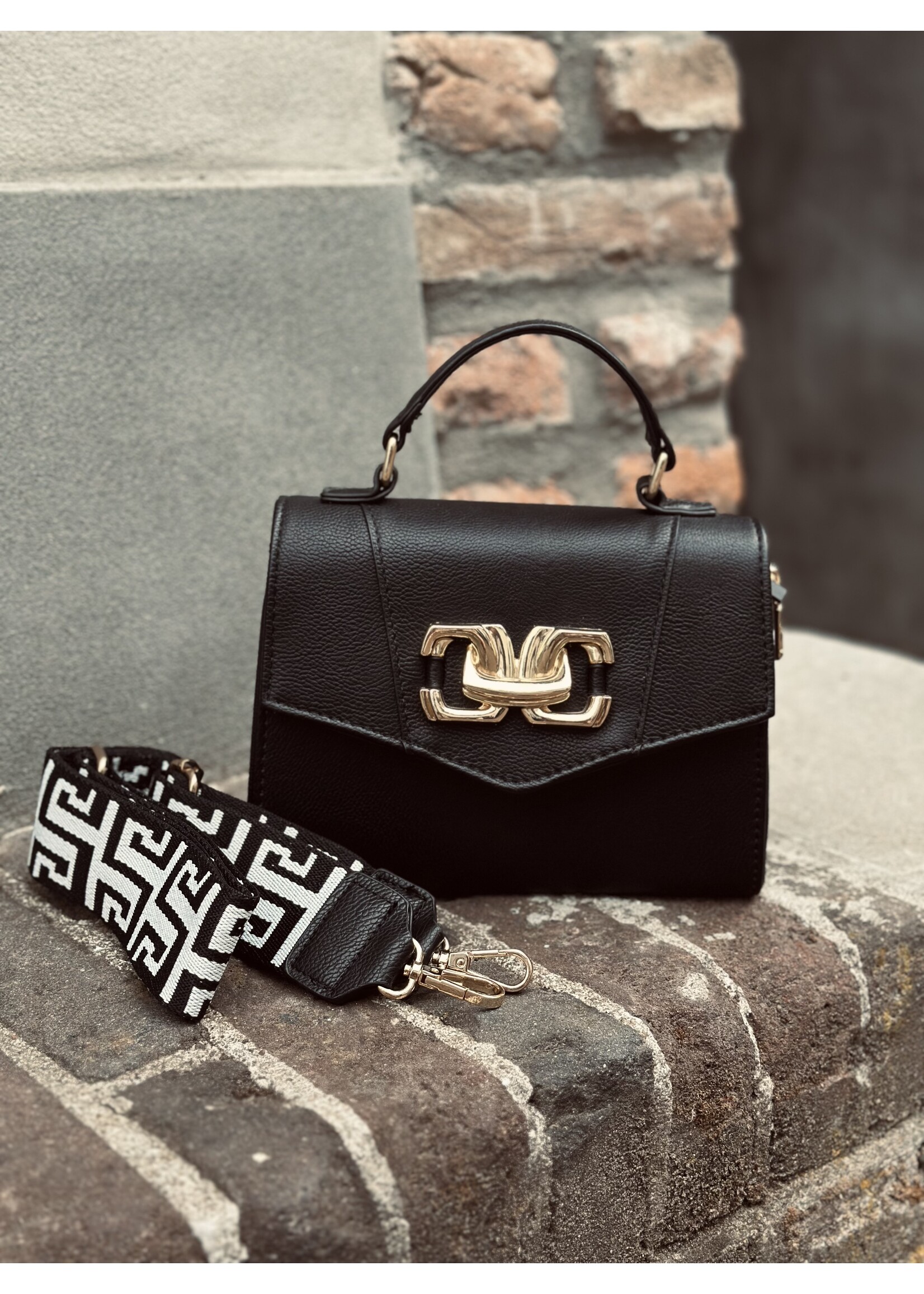 Tamara black bag with thick strap