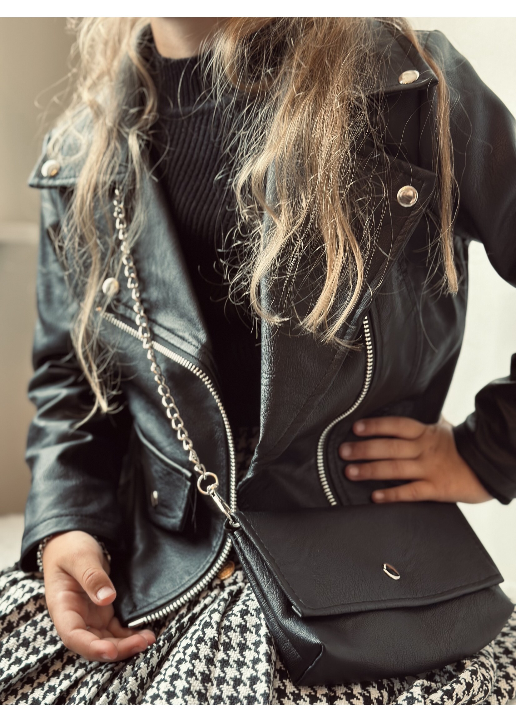 Evi leather look jacket black