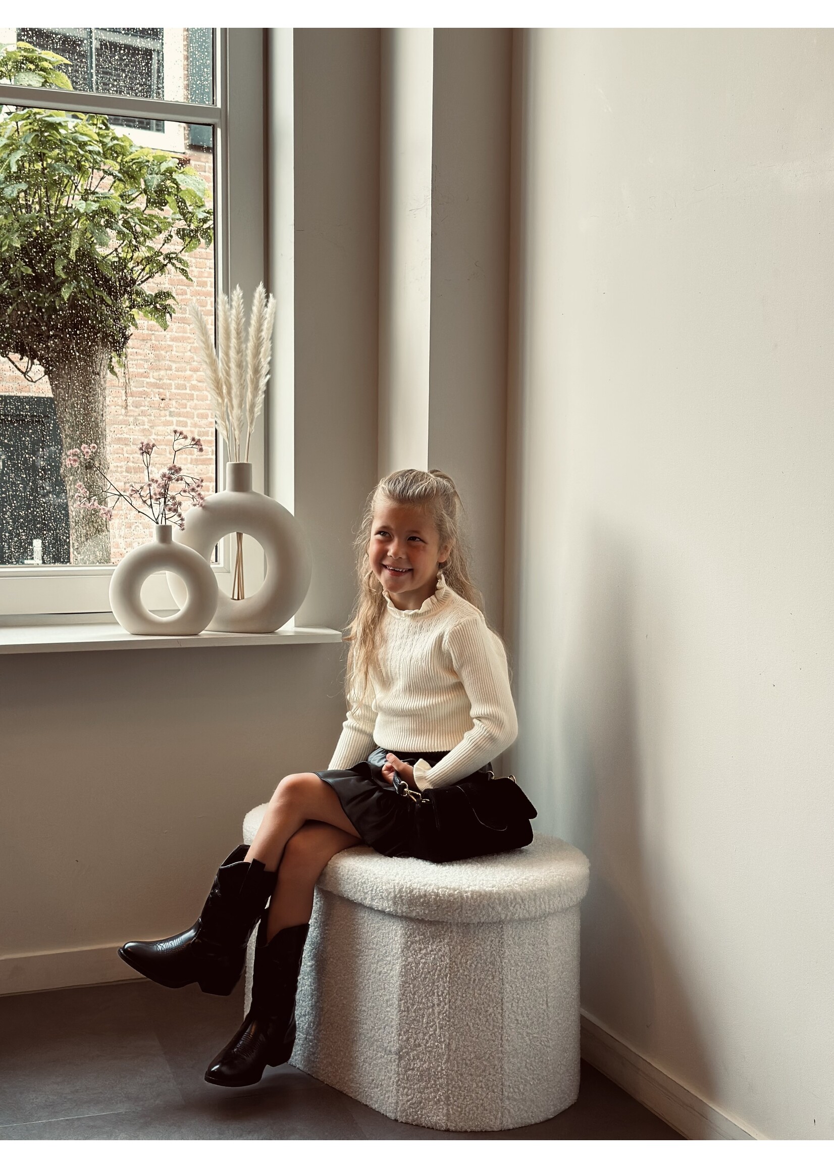 Romy skirt satin black