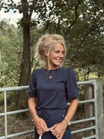 Elvira Elvira Izzy top navy