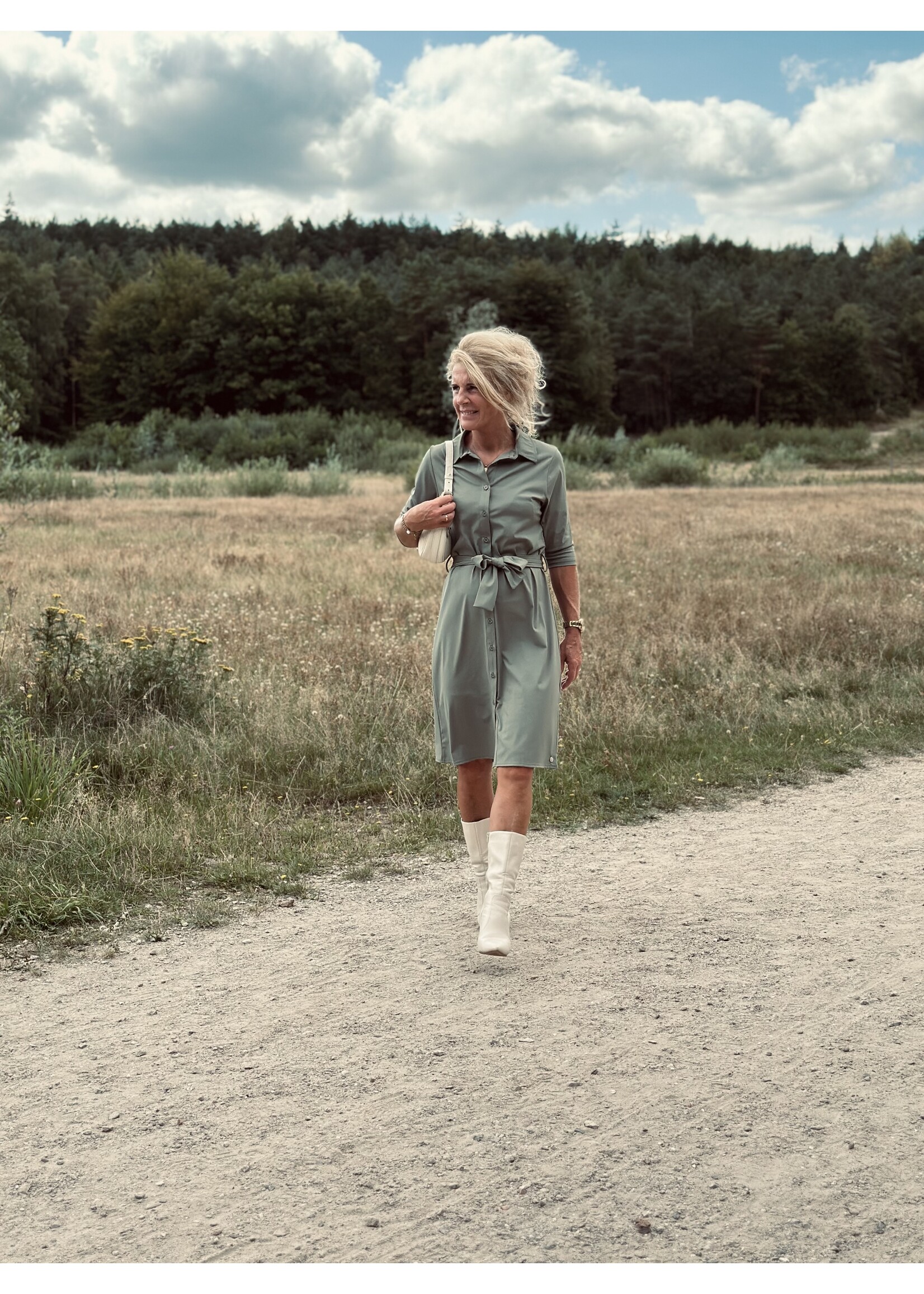 Triple Nine Sojanne travel dress green