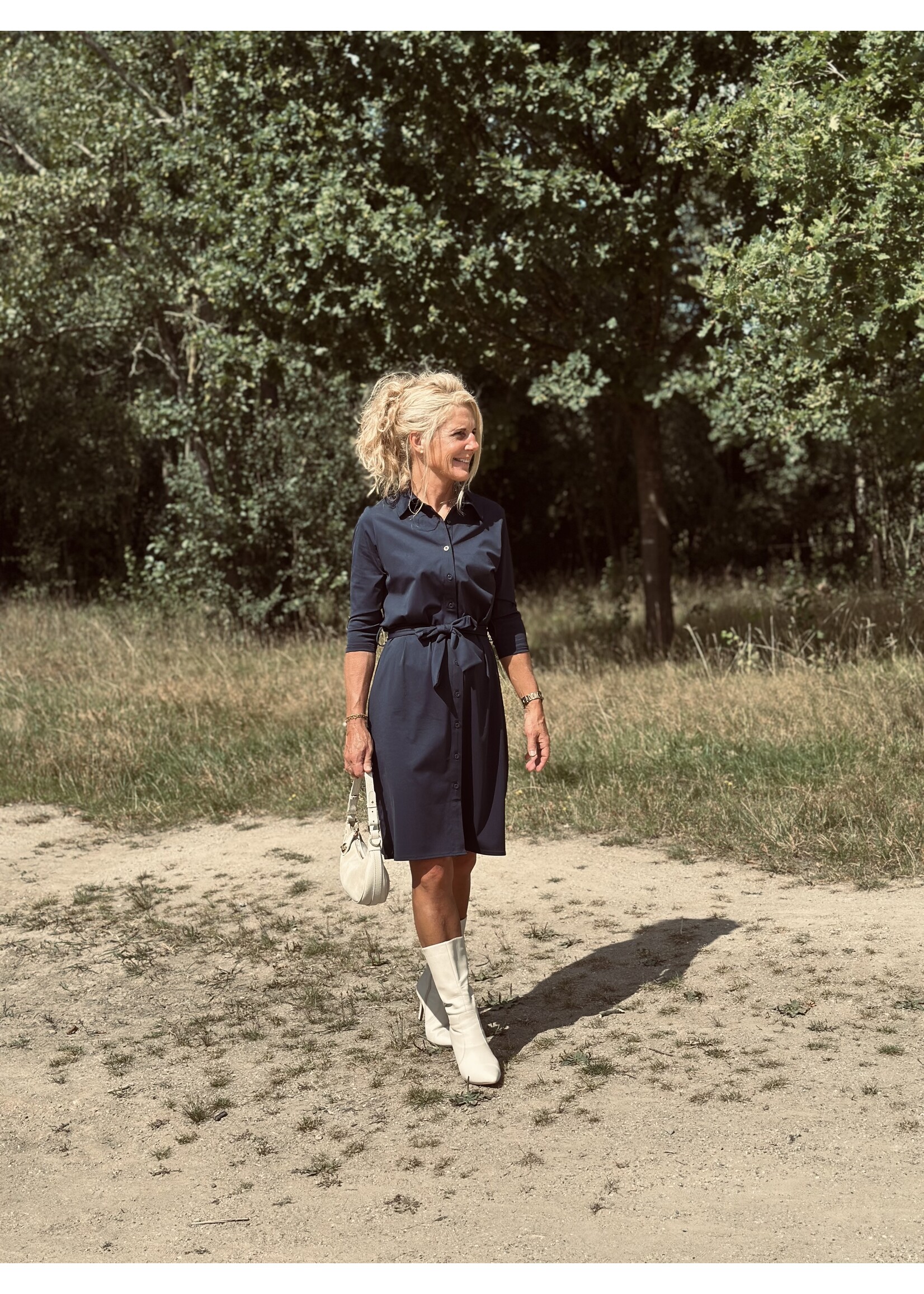 Triple Nine Sojanne travel dress dark blue