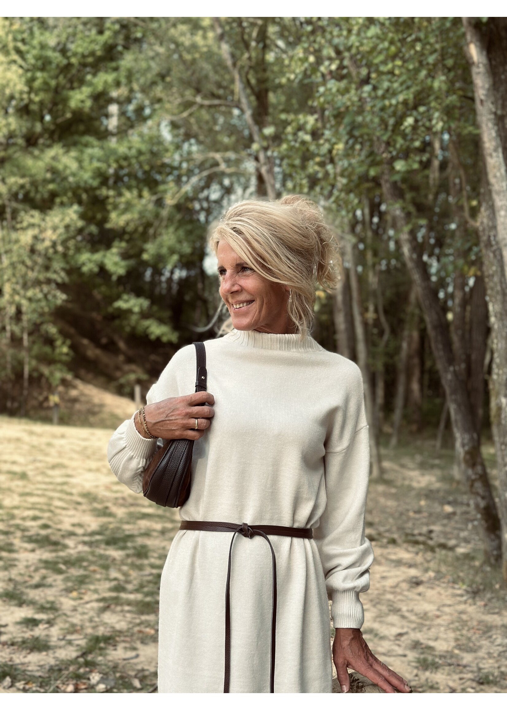 Dieneke long knitted dress beige