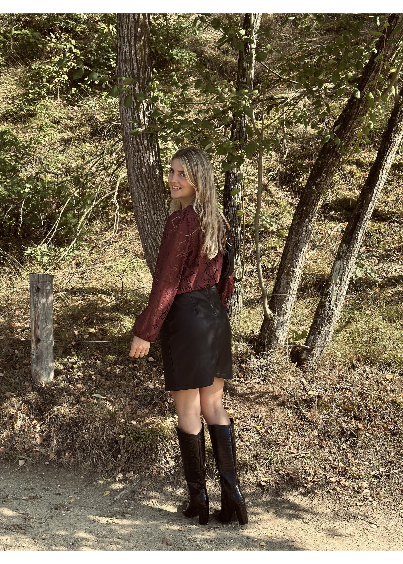 Smashed Lemon Smashed Lemon Lianna skirt leather look black