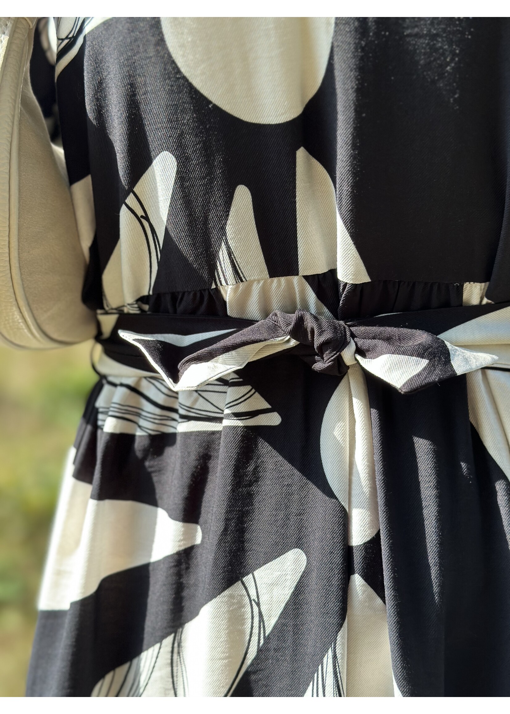 Smashed Lemon Smashed Lemon tabita long dress black/offwhite