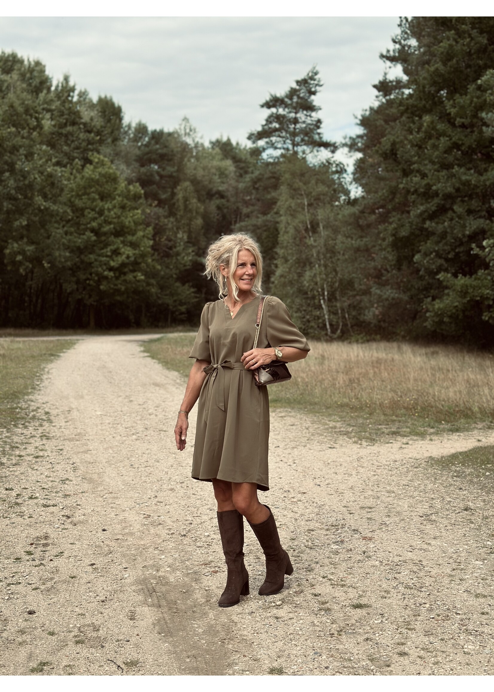 Feline dress army green