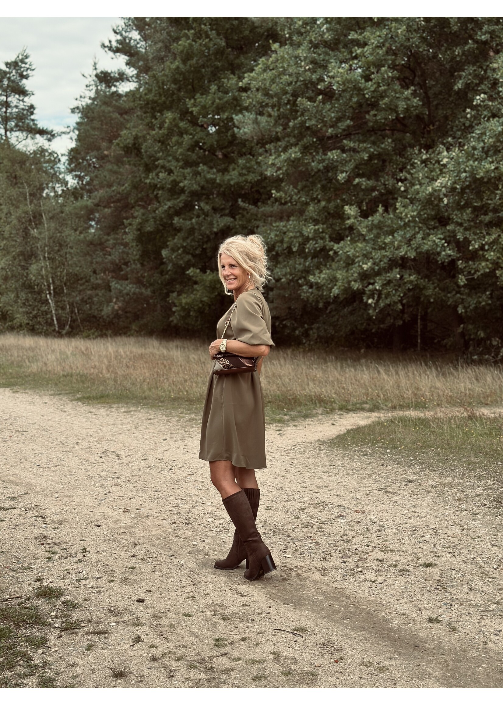 Feline dress army green