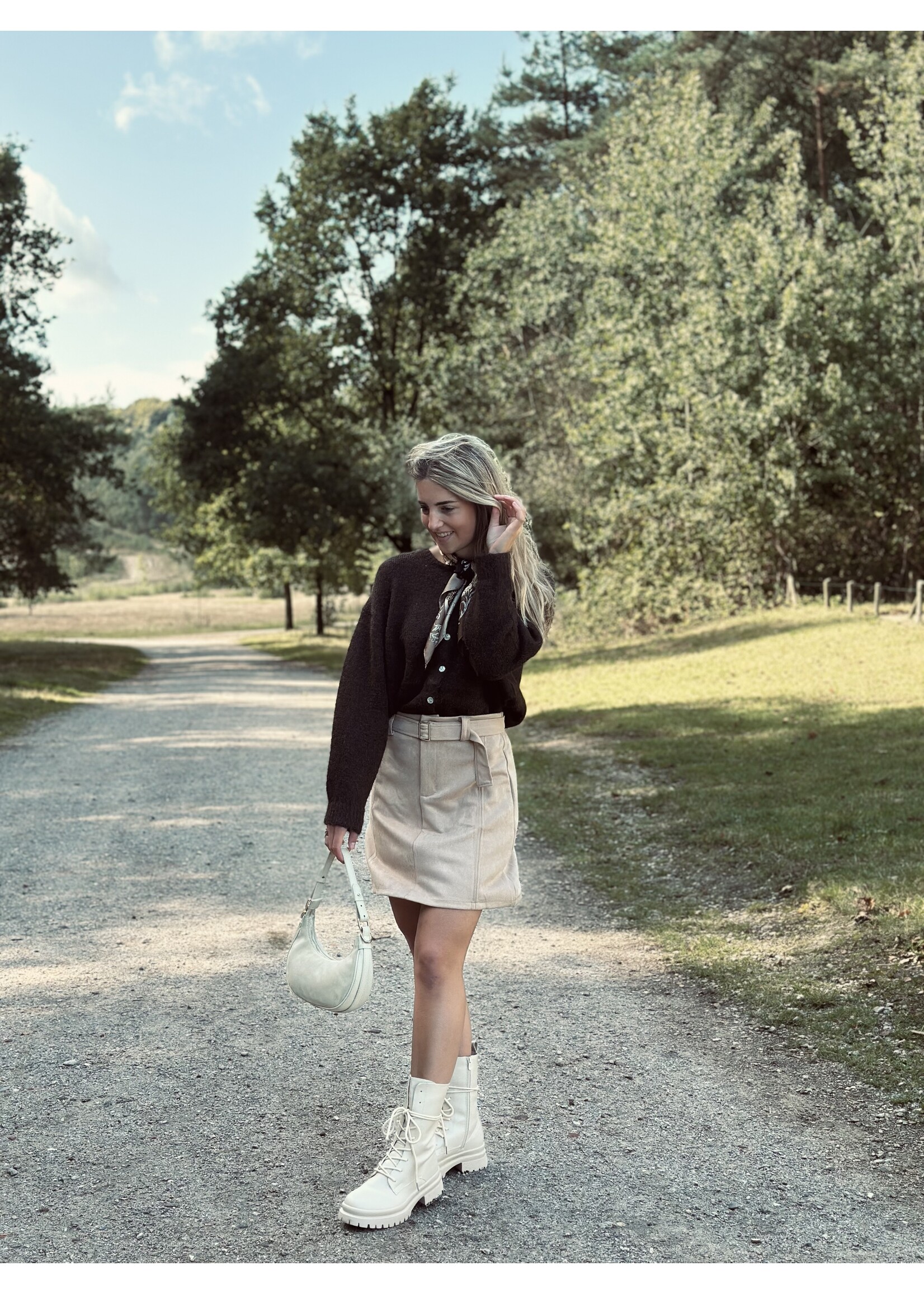 Celia suède skirt camel