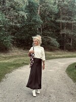 Lucie skirt satin dark brown One Size