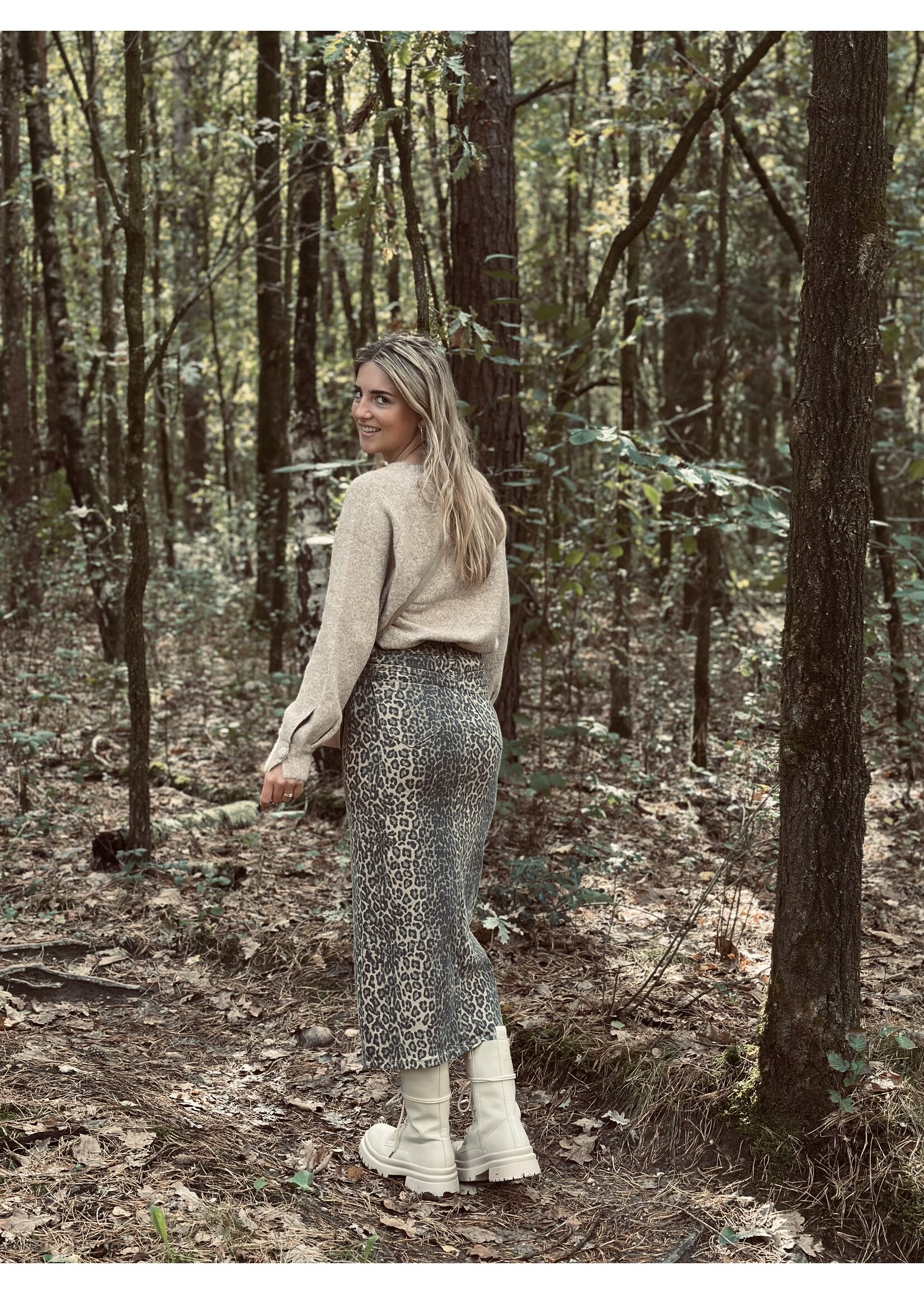 Dirma long denim skirt panter print