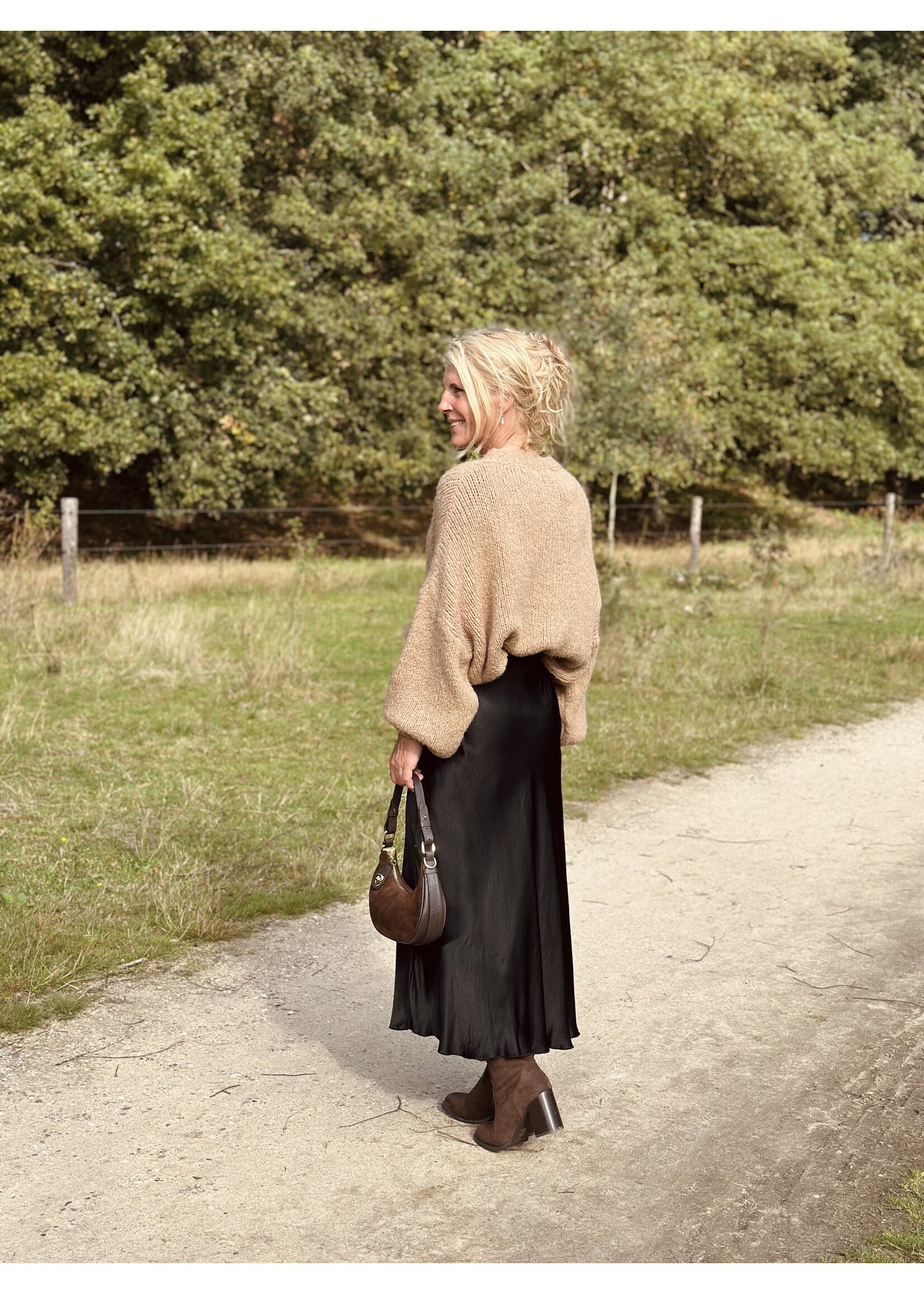 Lucie skirt satin black One Size