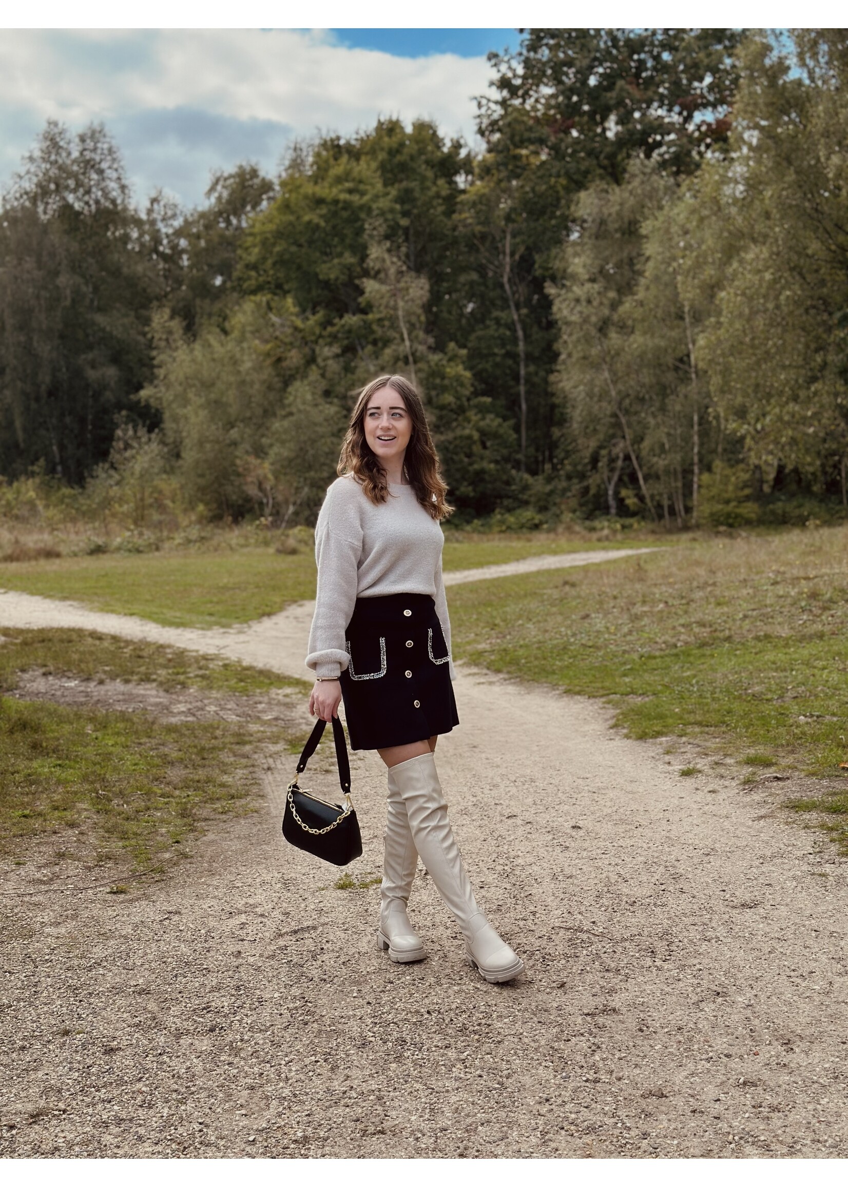 Britta skirt black gold detail